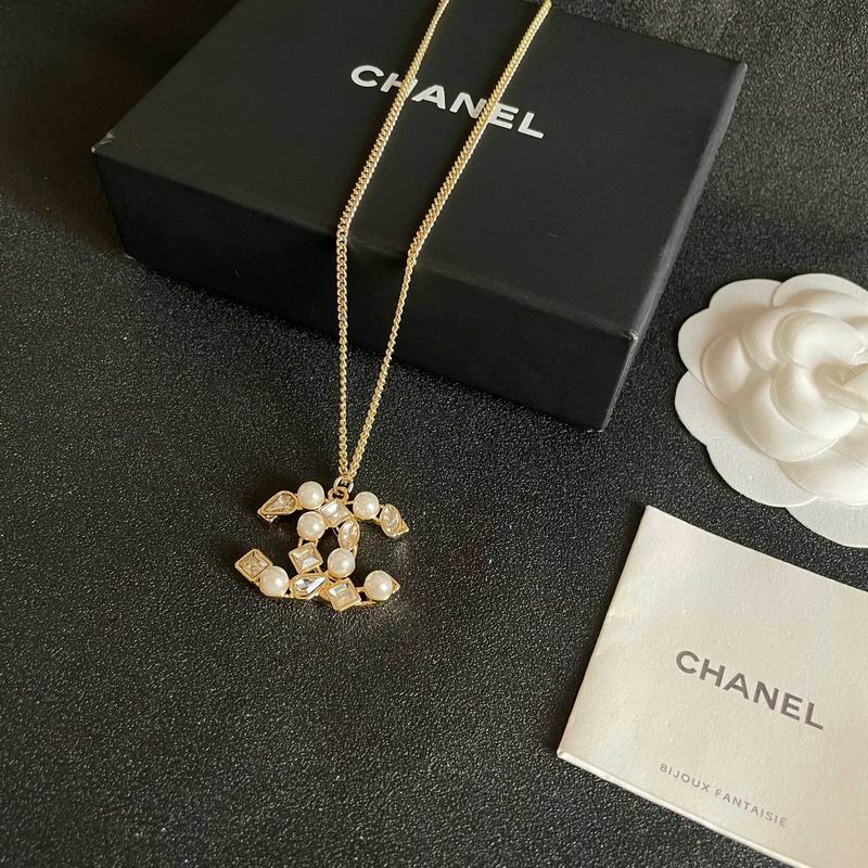 Chanel Necklace 05yxs85